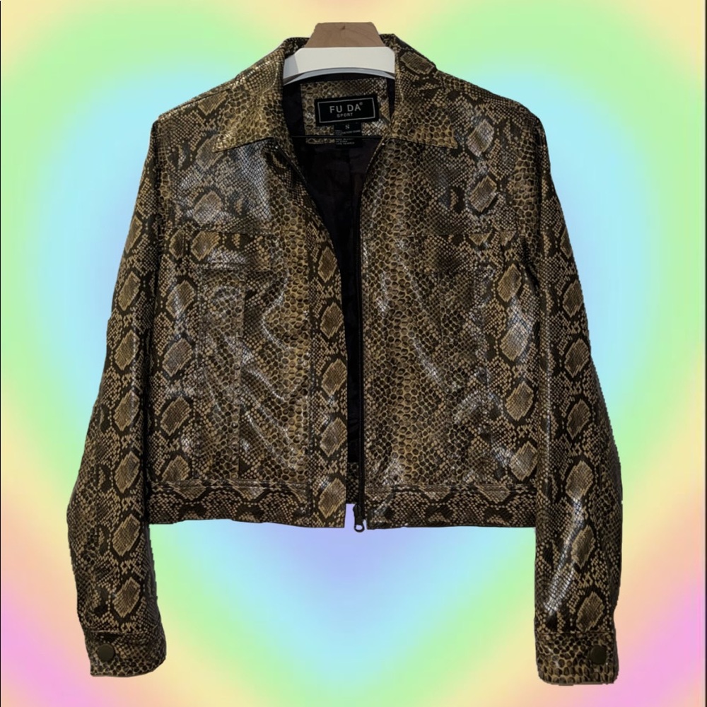 Y2K STYLE LIGHT JACKET 
Snake Print